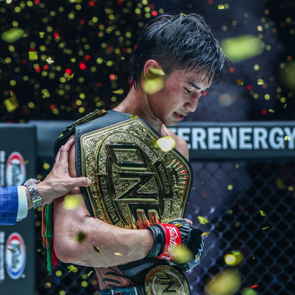 Tawanchai Vacates ONE Featherweight Muay Thai World Title